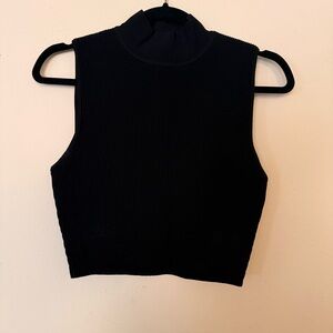 Babaton Black Ribbed Crop Top